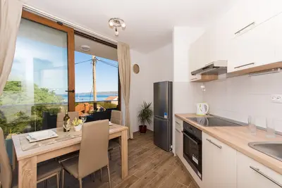 Image de Appartement d'une chambre avec la terrasse et la vue sur le mer Drvenik Veliki, Drvenik (A-16377-d)