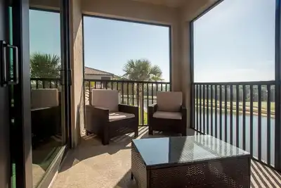 Image de Lakewood National Beautiful 2 Beds / 2 Baths Condo privé au 4ème étage