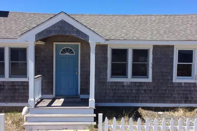 Image de Étape De Hot Tub To Beach! ! Plum Island Beach Haven W \/ Mises à jour modernes! !
