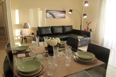 Appartement avec grande terrasse panoramique pour un séjour de détente complet