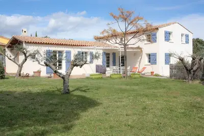Image de Exceptionnel : villa et piscine en Pic Saint-Loup! Environnement de rĂŞve