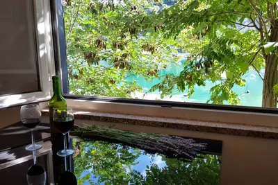 Image de Belle maison avec vue sur la mer, directement sur la mer, animaux acceptés