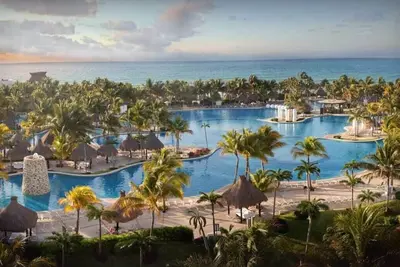 Image de Grand Luxxe, Riviera Maya. Suite Deluxe 1 Chambre. La plupart des semaines, les meilleurs prix!