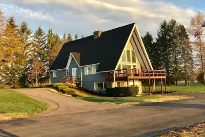 Image de Finger Lakes Wine Country Chalet