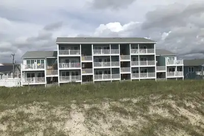 Image de Coral Surf E-1 Condo Oceanfront 2 Chambres / 2 Bains