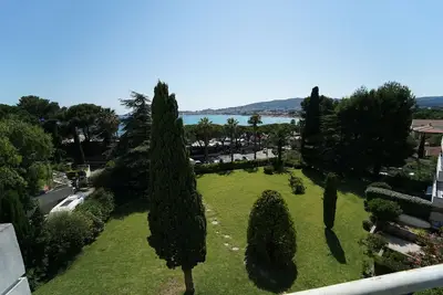 Image de Splendide Duplex \"Les pieds dans l'eau\" Terrasse vue mer parking privé