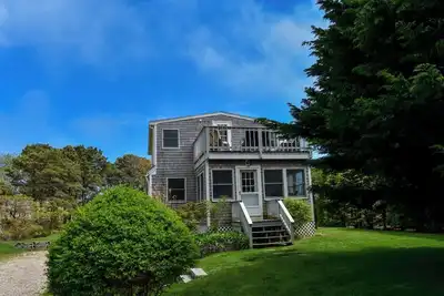 Image de 54 Miramar - À seulement 500 pieds de la plage privée / partagée avec quatre chambres à coucher