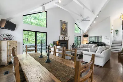 Image de The Perfect Hampton Retreat!