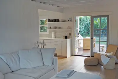Image de 2 chambres / 2 salles de bains Hawaiian Cottage Hideway! Tvnc # 1049