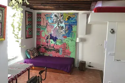Image de Très agréable studio au cœur de Montmartre/Abbesses, 35m2