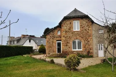 Image de Maison bretonne en granit à 400m de la plage à Tregastel