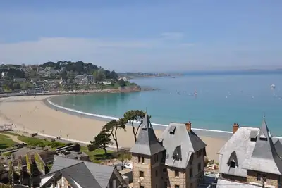 Image de Appartement avec Wifi, Vue Sur Mer à 200m plage à Perros-Guirec