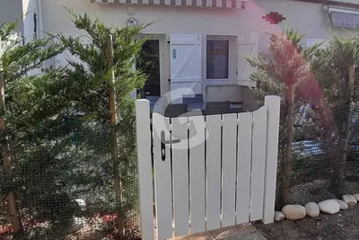 Image de La Tranche sur Mer : Pavillon T2, piscine, proche plage