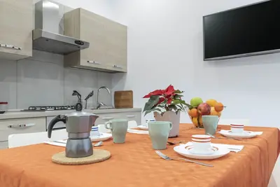 Image de Casina Rossa Ischia - belle et nouvelle, avec tout le confort dans le centre de Vomero