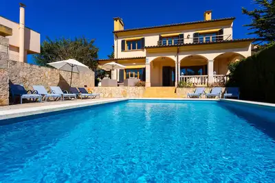 Image de Magnifique Villa avec piscine, wifi et Ă 300m de la plage de Cala Millor