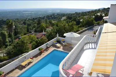 Image de Luxurious holiday home with private pool and fantastic sea views