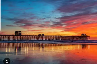 Image de Nouvelle liste! ! ! Designer décoré Ocean / Pier vues sur le Strand!