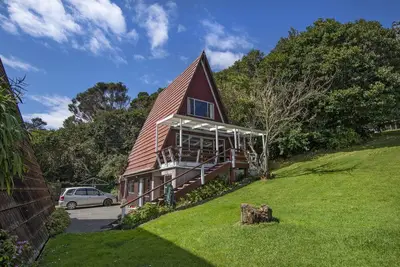 Image de La maison de l'arbre Wairoro Park - Russell Holiday Home