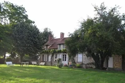 Image de Charmante maison avec grand jardin en bordure de forêt de Tronçais