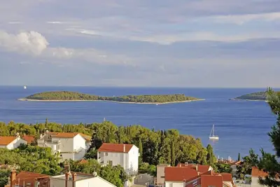 Image de Anna à Hvar * Dalmatie centrale / Anna à Hvar (1 appartement pour 4 personnes Ap3)