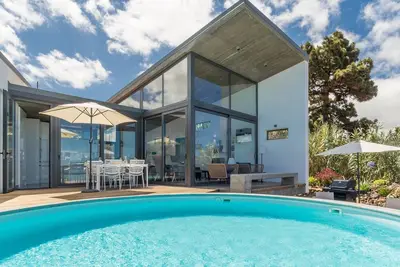 Image de Nouveau: villa d'architecte avec piscine privée et vue imprenable sur l'Atlantique à Puntagorda