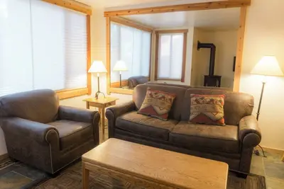 Image de Marchez vers le village Northstar et la télécabine - Chambre pour 4!