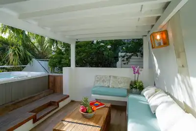 Lodge La Case - jacuzzi
