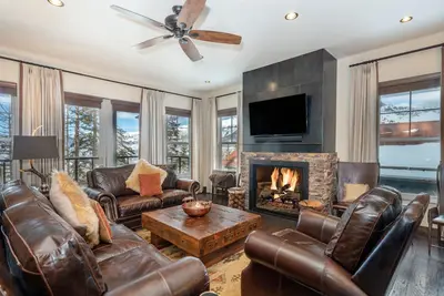 Image de Luxe, emplacement et vues - Cette maison a tout!