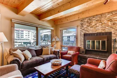 Image de Récemment rénové 2 Br Condo