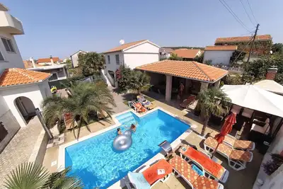 Image de Appartement de vacances avec climatisation et piscine