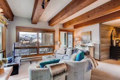Image de Vues sur la montagne depuis ce condo - 6 personnes