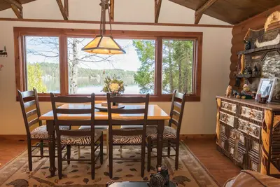 Image de 4 chalets Colby toutes saisons au bord du lac sur les lacs Colby et Saranac
