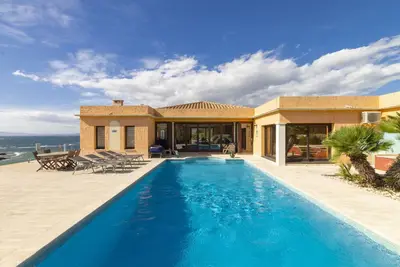 Image de Villa Joseph - Maison de vacances fantastique avec une vue sur la mer unique!