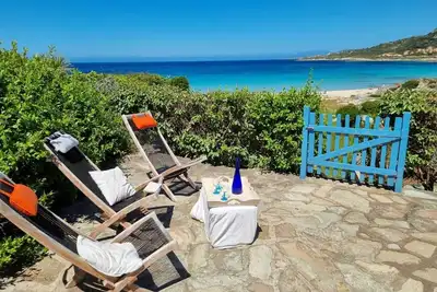 Image de Marina De San Ambroggio: Mini villa les pieds dans l'eau