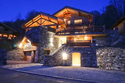 Image de Luxueux chalet à 5min des pistes, option chauffeur et repas