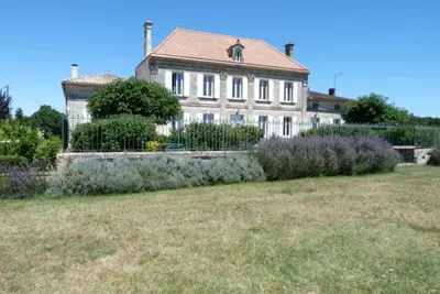 Image de Promo Mai Juin - Château viticole 19ème siècle au coeur du vignoble. Piscine&Spa