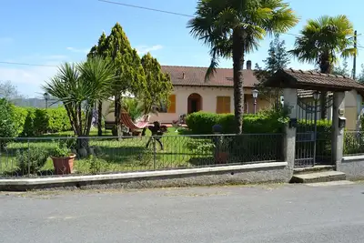 Image de La Maison De La Colline De Maye 1