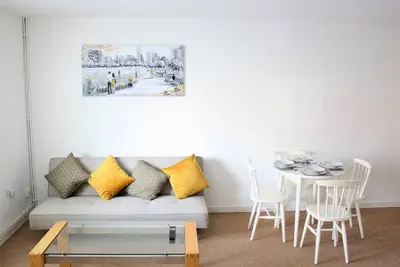 Image de Confortable appartement de 2 chambres près de l'hôpital Southmead et Airbus