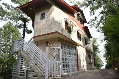 Image de Janjua lodges and Apartments Murree