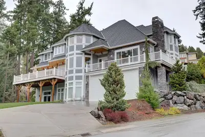 Image de Château avec vue sur le lac Sammamish.