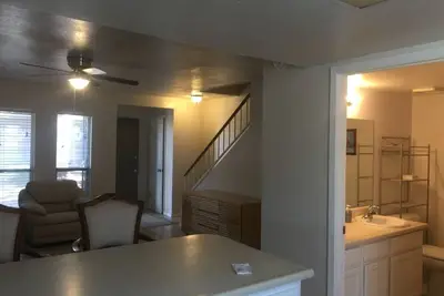 Image de 532 Henderson Townhome