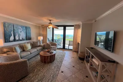 Image de Gulf Front Condo avec une vue imprenable!