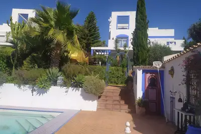 Image de Villa avec piscine privée