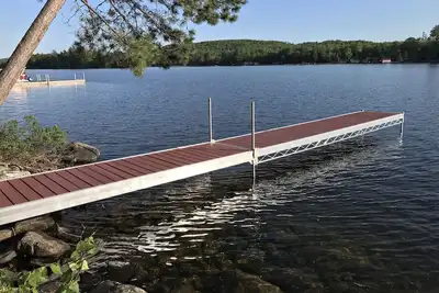 Image de Maine Waterfront Cottage sur East Grand Lake