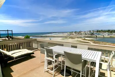 Image de ** Nouvelle inscription ** Entierement Remisele -2 Condo Story - Vue Panoramique Sur L'Ocean - F311 - Pacific Surf Shack