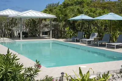 Image de Nouvellement rénové Windermere Beach House avec piscine, adhésion au club