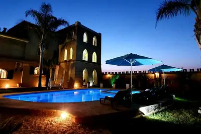 Villa Full'House Luxury Pool