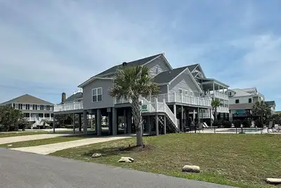 Image de Rourk Beach House - Deuxième rangée à Garden City Beach