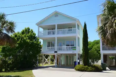 Image de Papa's Legacy - Deuxième rangée à Surfside Beach