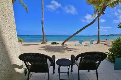 Image de Condo 1br / 1ba rénové en front de mer avec accès à la piscine